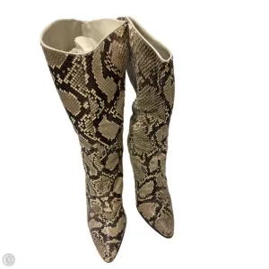 Shock Absorbing Mountain Climber Boots Knee Heels By Cma In Snakeskin Print, Size: 10