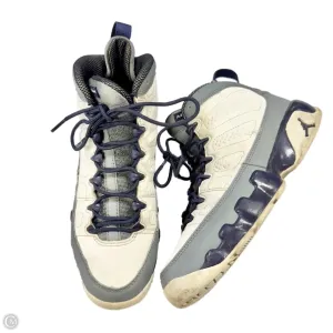 Closet Core Urban Sleek Shoes Luxury Designer By Jordan In Grey & White, Size: 7.5