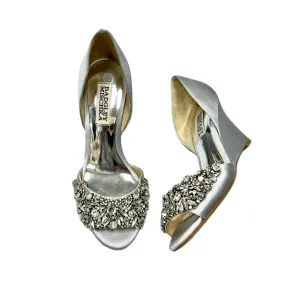 Stride Easy Shoes Designer By Badgley Mischka  Size: 6.5