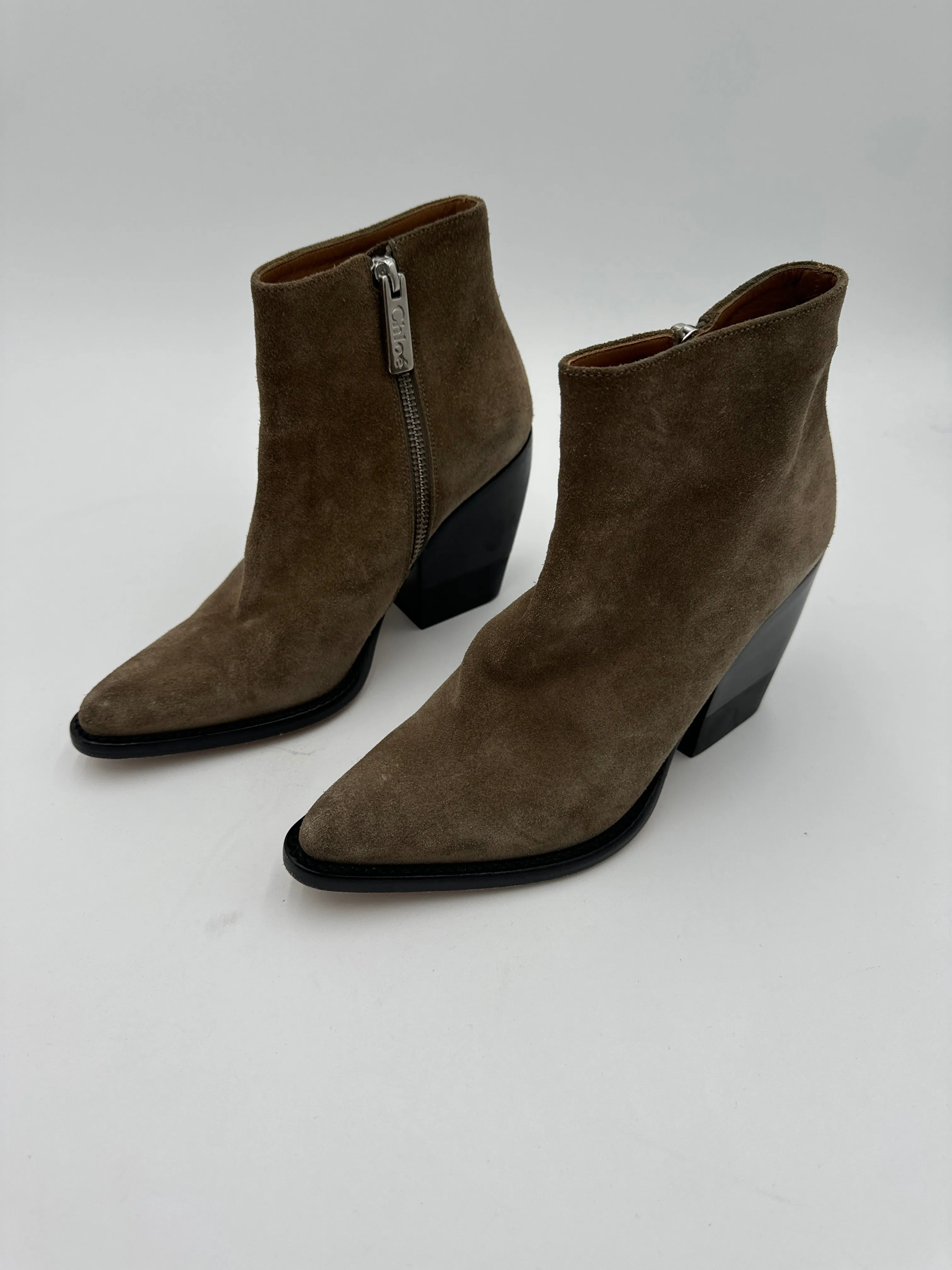 Shoes Designer By Chloe In Green, Size: 7.5 Autumn Tone Nordic Tone