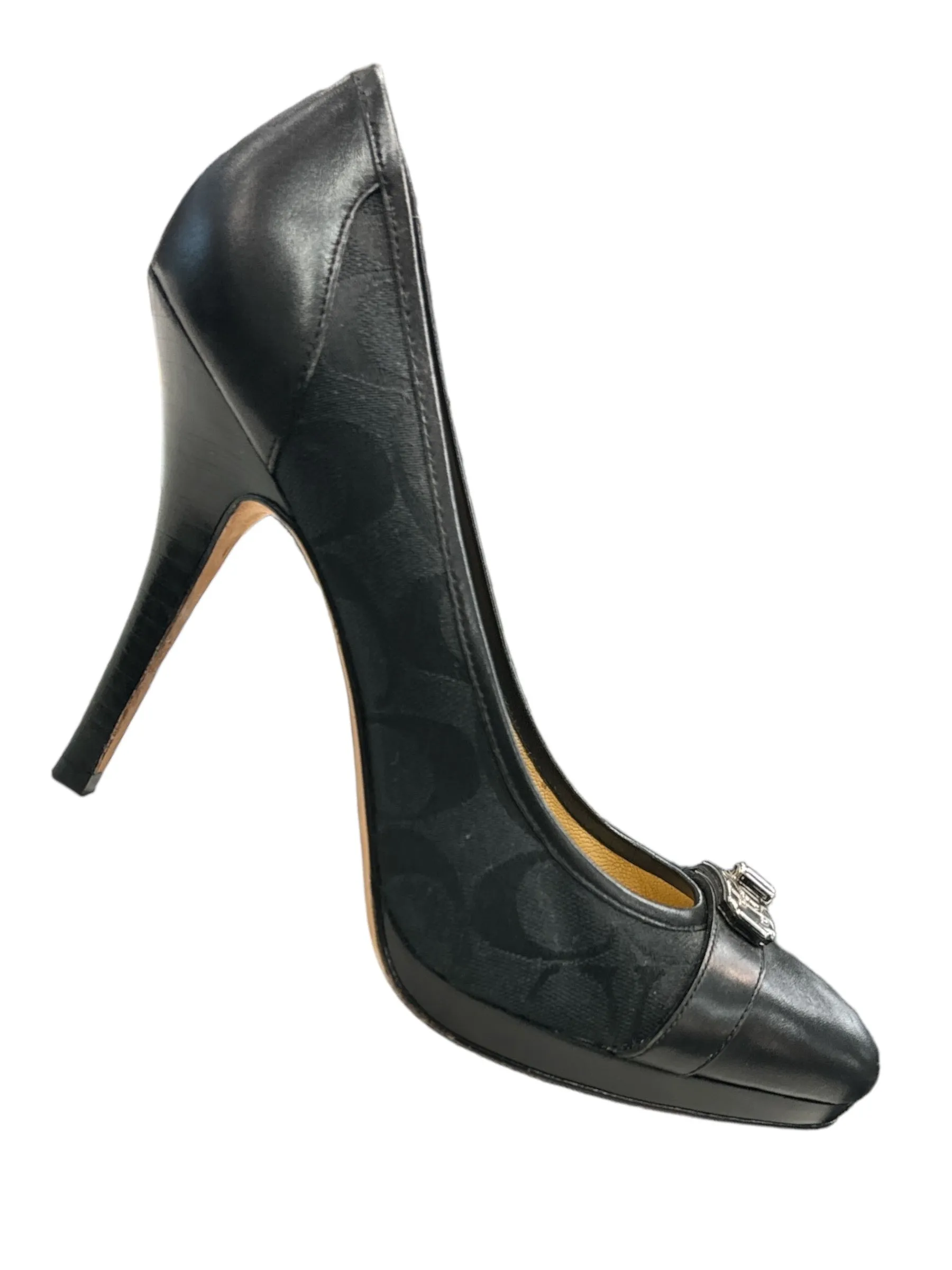 Breathable Airflow Channels Quick Drying Casual Wear Shoes Designer By Coach In Black, Size: 9