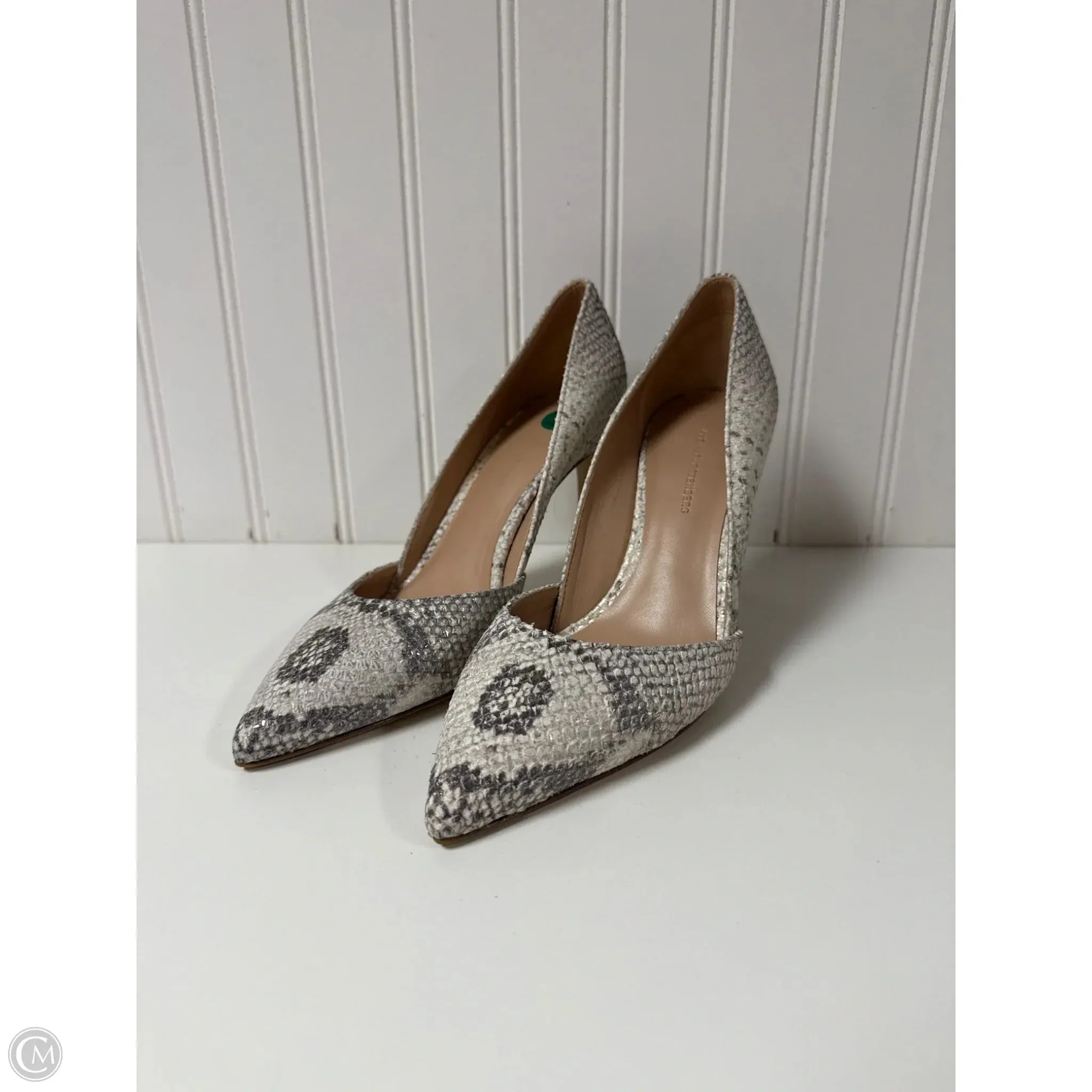 Shoes Designer By Diane Von Furstenberg In Snakeskin Print, Size: 5.5 Cushioned Footbed Vertical Compression Zones