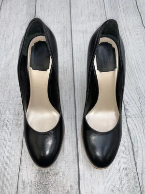 Shoes Designer By Dior  Size: 9 Calm Tone Daily Essential