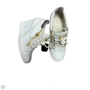 Shoes Designer By Giuseppe Zanotti In White, Size: 8 Ergonomic Heel Cup