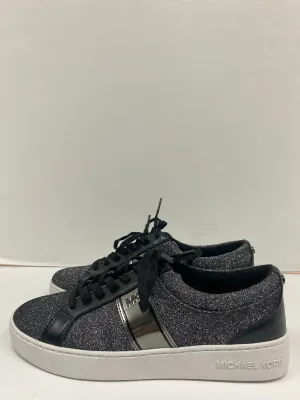 Shoes Designer By Michael Kors In Silver, Size: 7 Breathable Road Trip