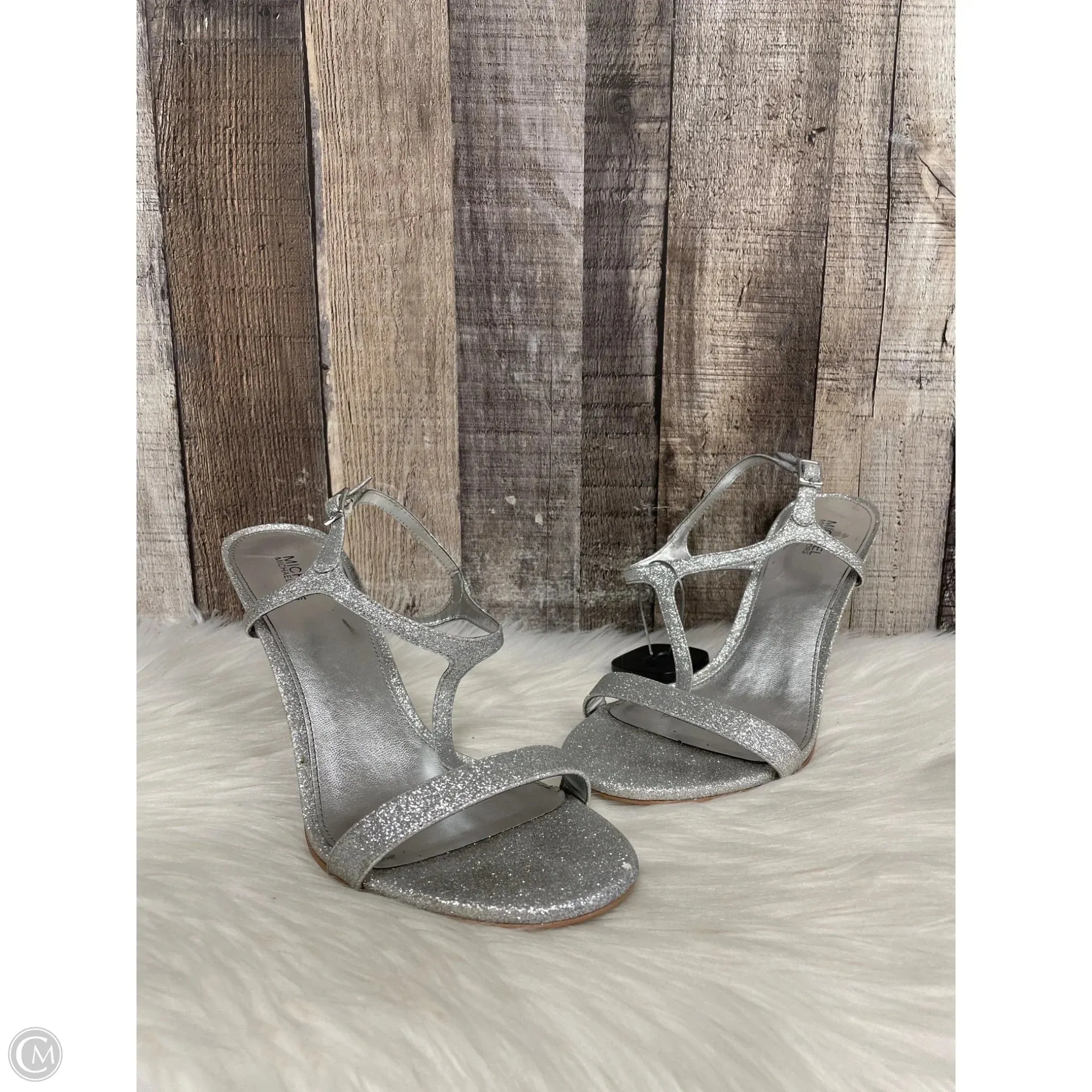 Free Soul Energy Boost Shoes Designer By Michael Kors In Silver, Size: 9.5