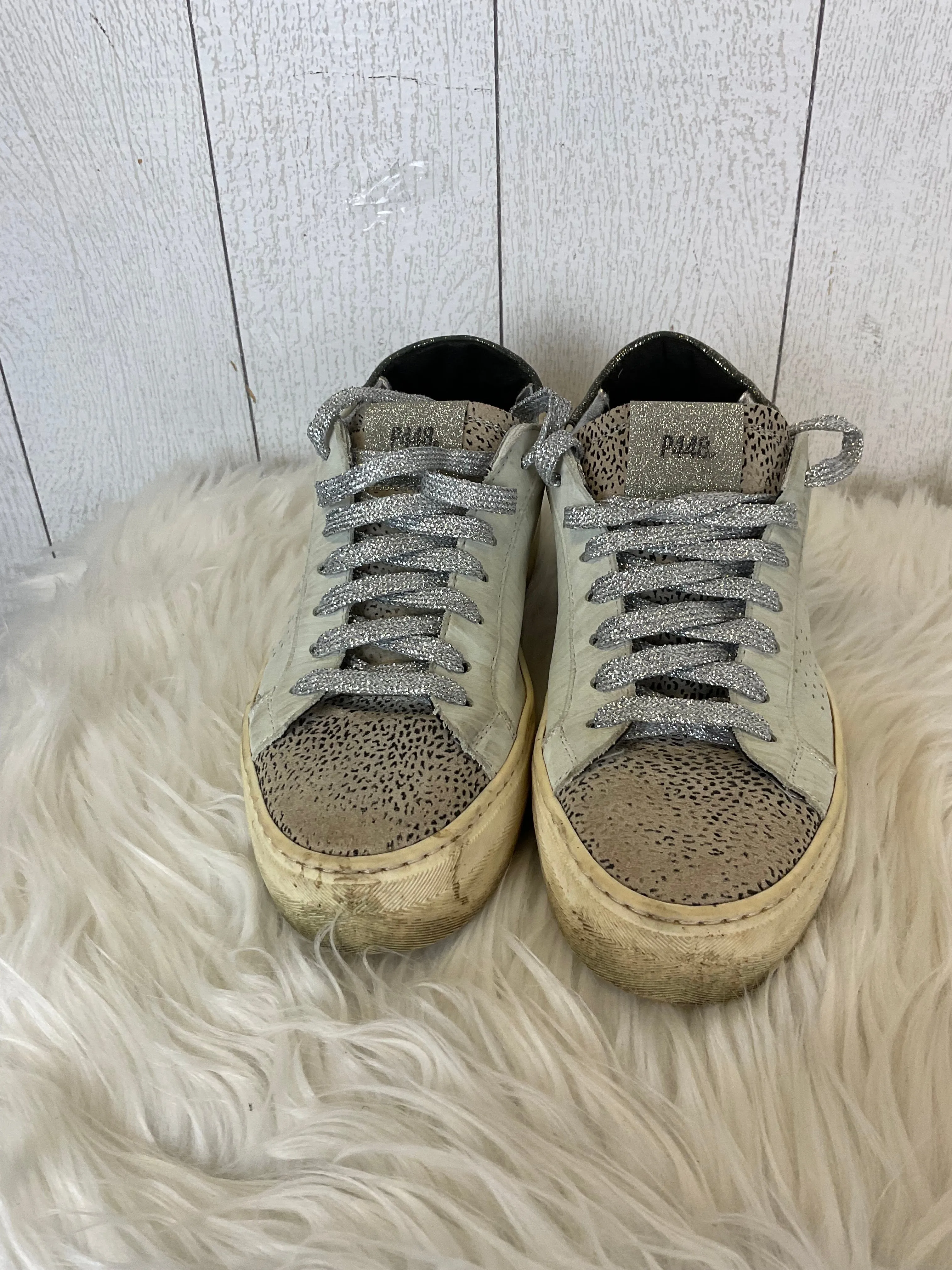 Flexible Fit City Adventure Shoes Designer By P448 In Grey, Size: 7