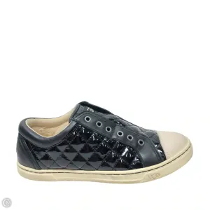 Pressure Dispersing Insole Grab Now Shoes Designer By Ugg In Black, Size: 7