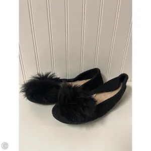 Grip Hold Shoes Designer By Ugg In Black, Size: 8