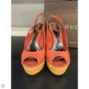 Shoes Luxury Designer By Gucci In Coral, Size: 8 Wet Grip Baby Soft