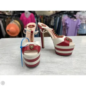 Shoes Luxury Designer By Gucci In Cream & Red, Size: 10 Freeze Grip Supportive Core All Ages