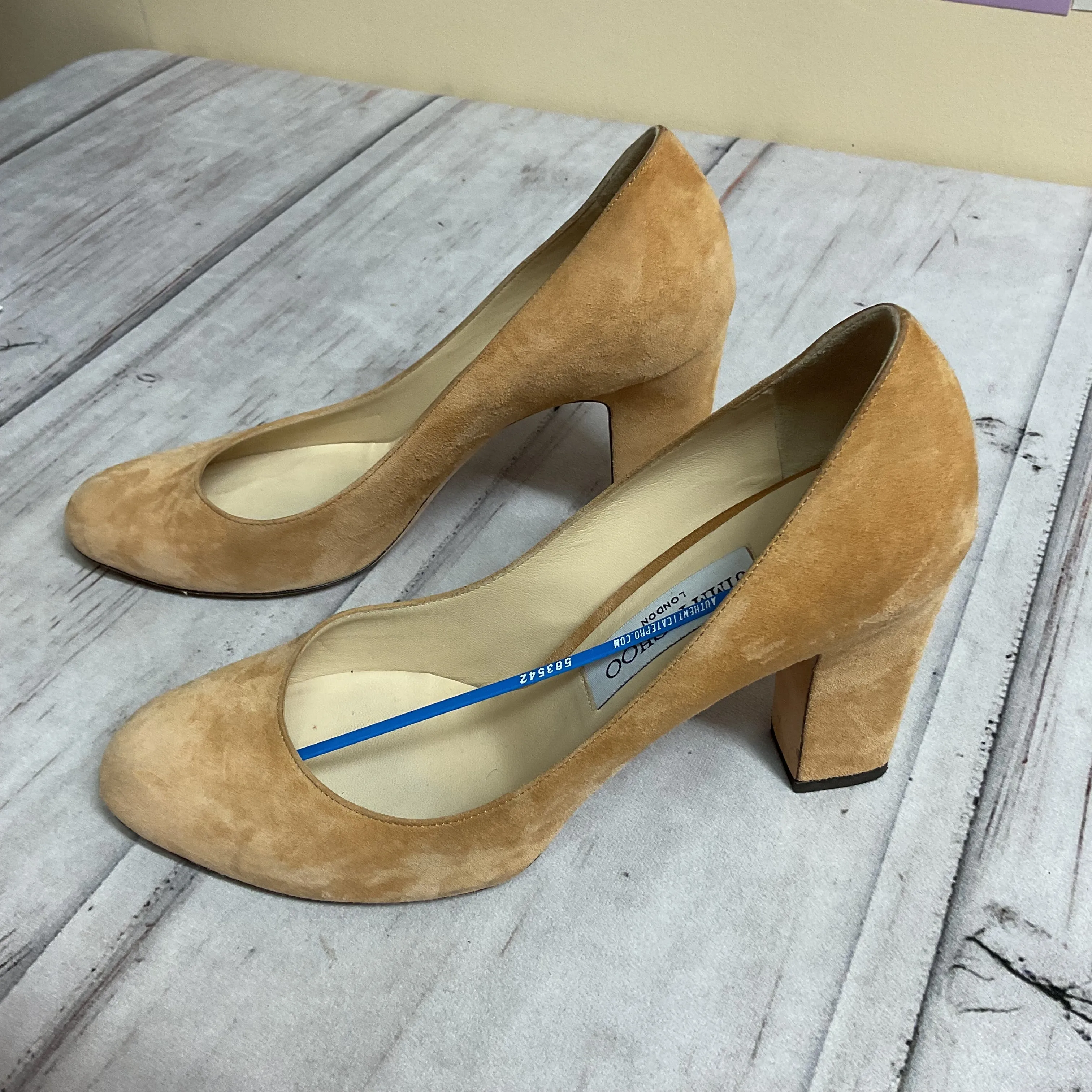 Shoes Luxury Designer By Jimmy Choo In Tan, Size: 39.5 Wide Base Stabilization Moon Tone