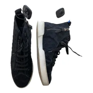 Breathable Inner Sleeve Shoes Luxury Designer By Louis Vuitton In Black, Size: 6