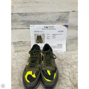 Wide toe box Sun Guard Shoes Luxury Designer By Valentino-garavani In Camouflage Print, Size: 8.5