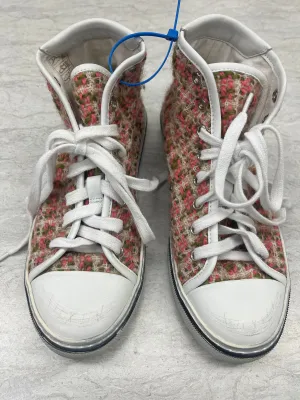 Storm Guard Path Free Shoes Luxury Designer By Yves Saint Laurent In Floral Print, Size: 6