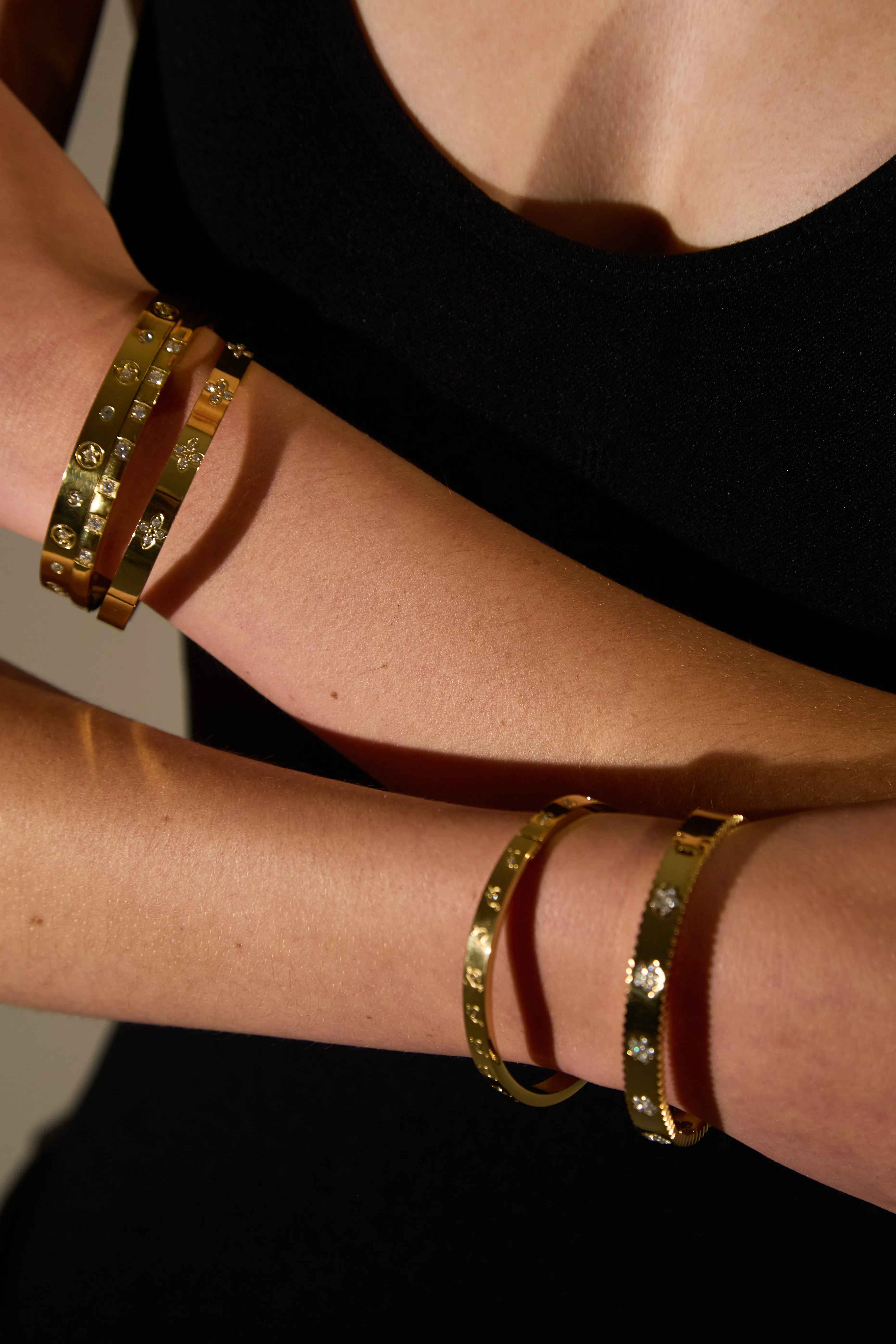 SPICY BANGLE