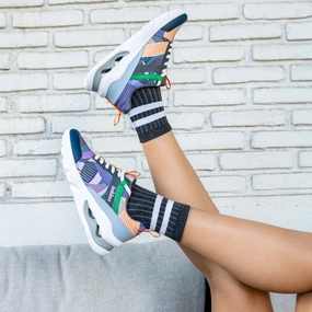 Handcrafted Stitching Outdoor Fit Coronet Trainer