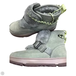 Boots Designer By Ugg In Green, Size: 8 Fight Mode Planet Mood