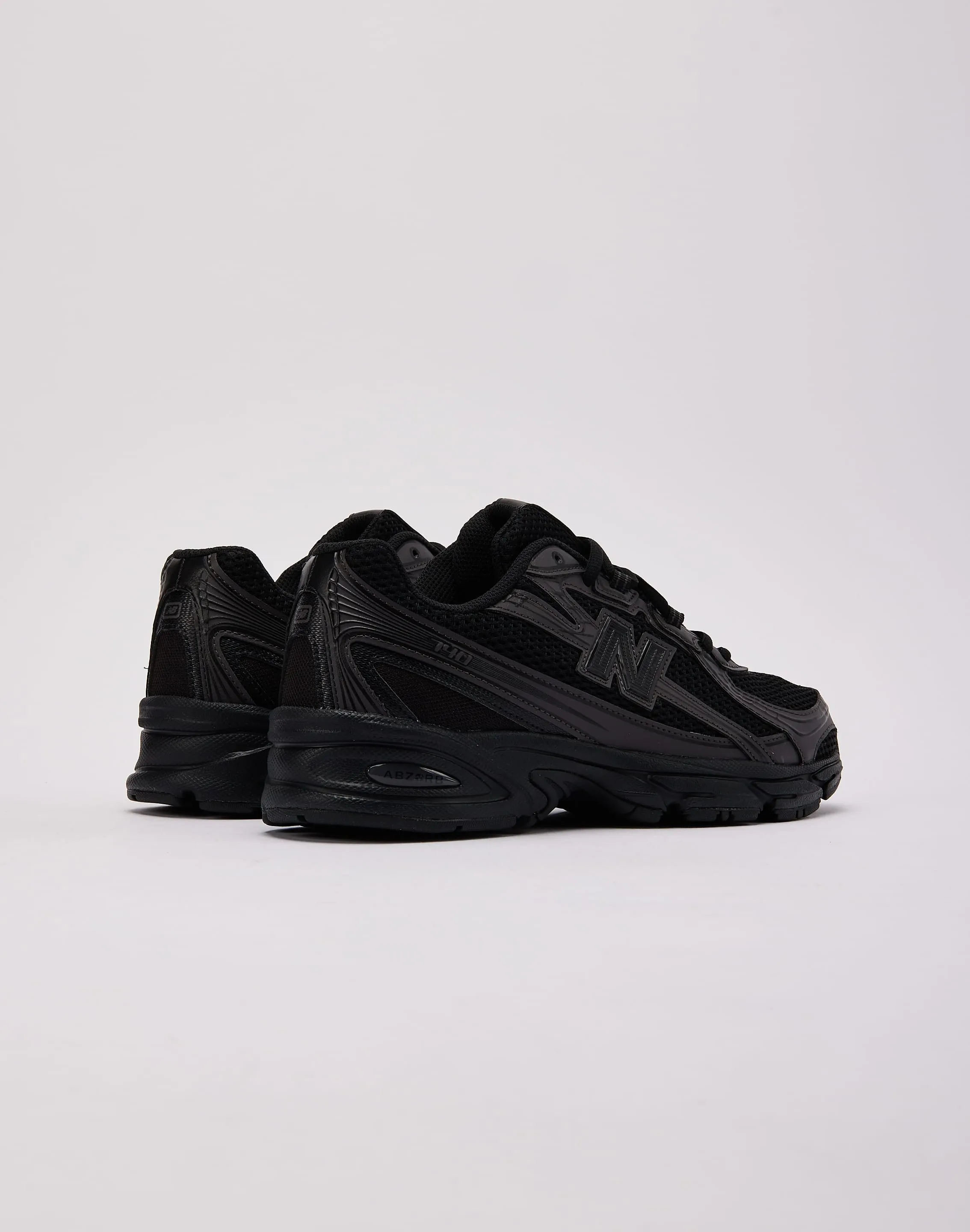 Stable Midfoot New Balance 740 Comfort Cuffs