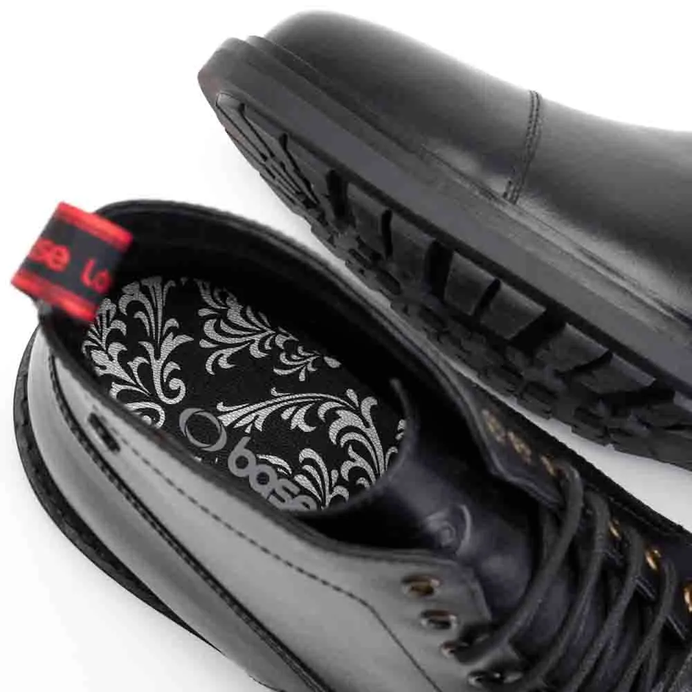Stake Waxy Toe Cap Boots