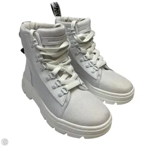 Boots Designer By Dr Martens In White, Size: 5 Lightweight EVA Midsole Indoor