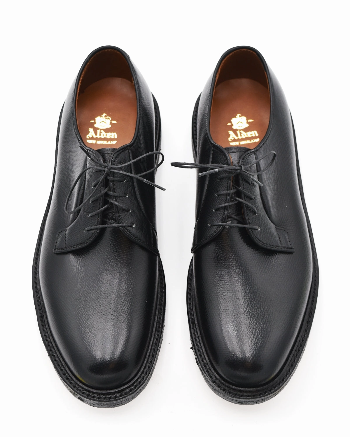 Stitch Free Construction Ergonomic City Adventure Alden 949 Black Alpine Grain All Weather Walker