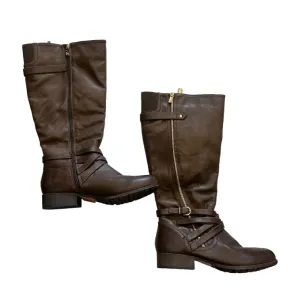 Boots Knee Flats By Clothes Mentor  Size: 10 Padded Interior Windy Weather Middle-Aged Man