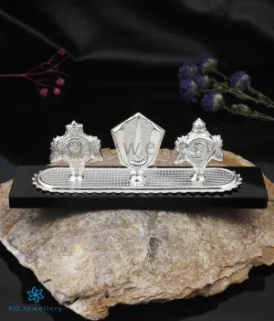 The Shankhu, Chakra, Nama Silver Idol