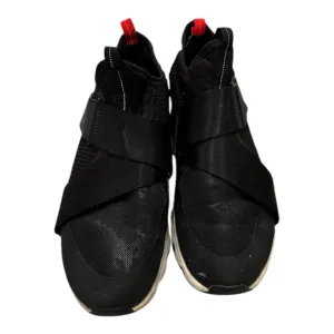 Non Binding Collar Padding Reinforced toe box Shoes Designer By Sorel In Black, Size:8.5