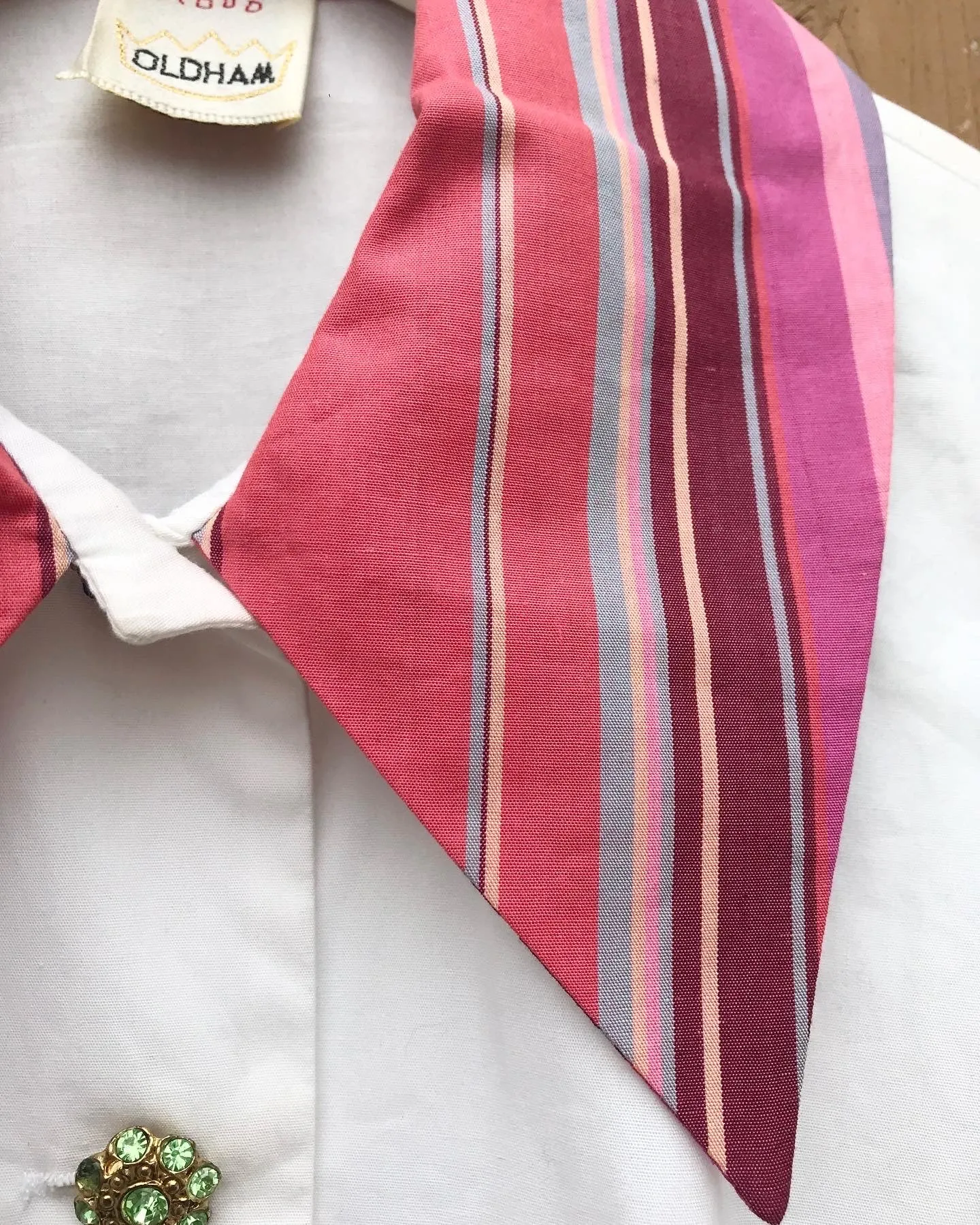 TODD OLDHAM Vintage Jewel Embellished Short Sleeve Tie Front Shirt