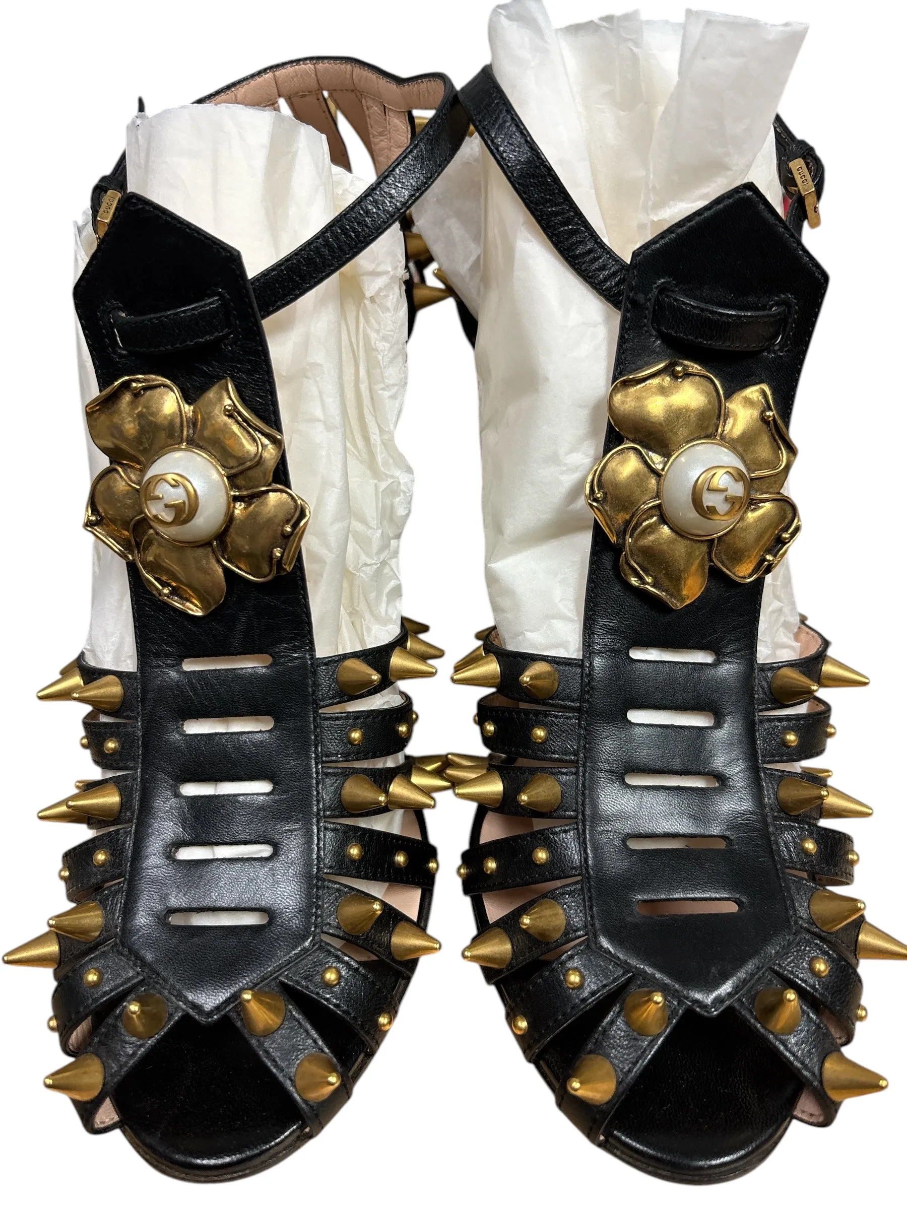 Sandals Luxury Designer By Gucci In Black & Gold, Size: 10 Easy To Clean