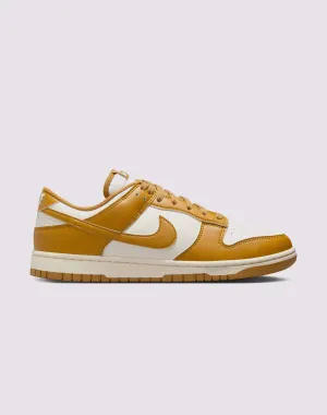 Nike Dunk Low Retro Strong Step hook and loop closure