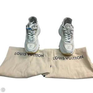 Retro Mood Shoes Luxury Designer By Louis Vuitton In White, Size: 9