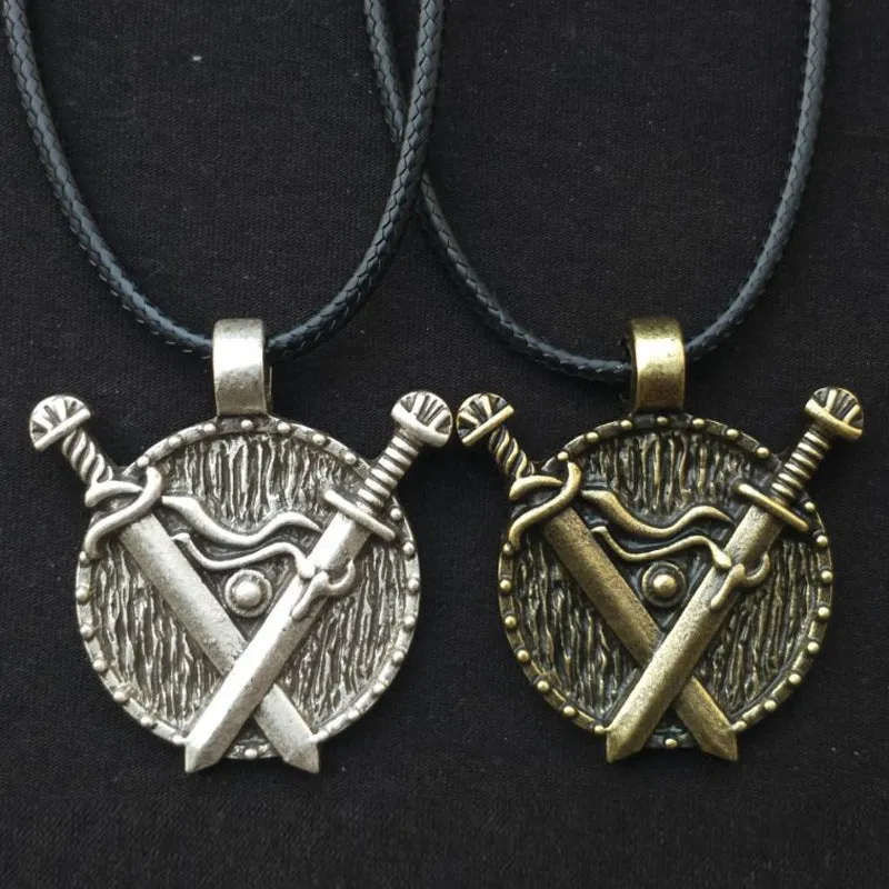 Viking Heritage Double Sword Totem Pendant Necklace - Men's Medieval Jewelry