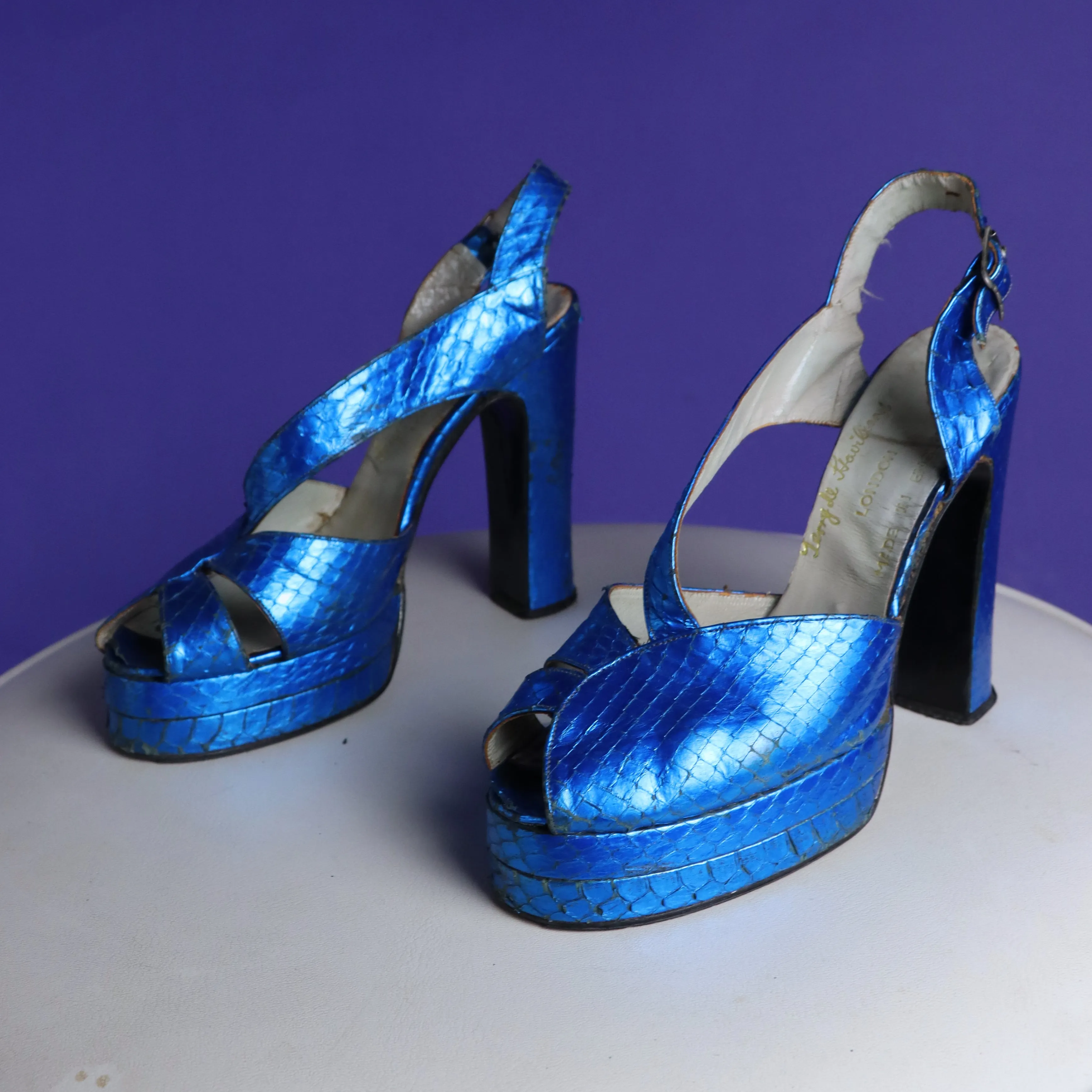 Vintage 1970s Terry De Havilland Electric Blue Snakeskin Platform Heels Shoes
