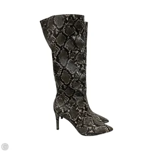 Padded Interior Weekend Camping Universal Style Boots Knee Heels By Steve Madden In Snakeskin Print, Size: 7.5