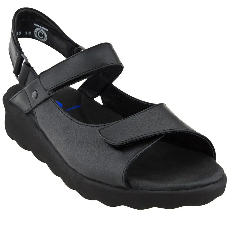 Wolky Women's Pichu Sandals Black Smooth Leather
