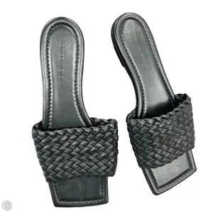 Sandals Luxury Designer By Bottega Veneta In Black, Size: 9.5 School Style