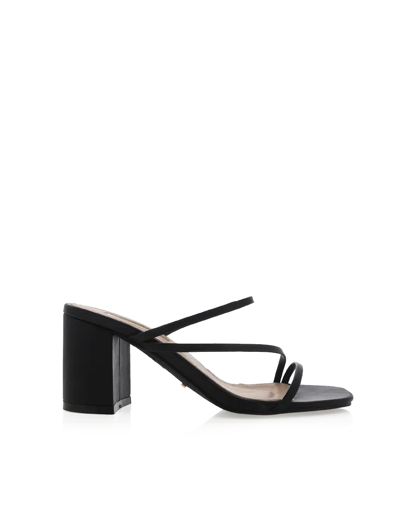 Trendy Footwear Bold Comfort YAZMIN WIDE FIT - BLACK