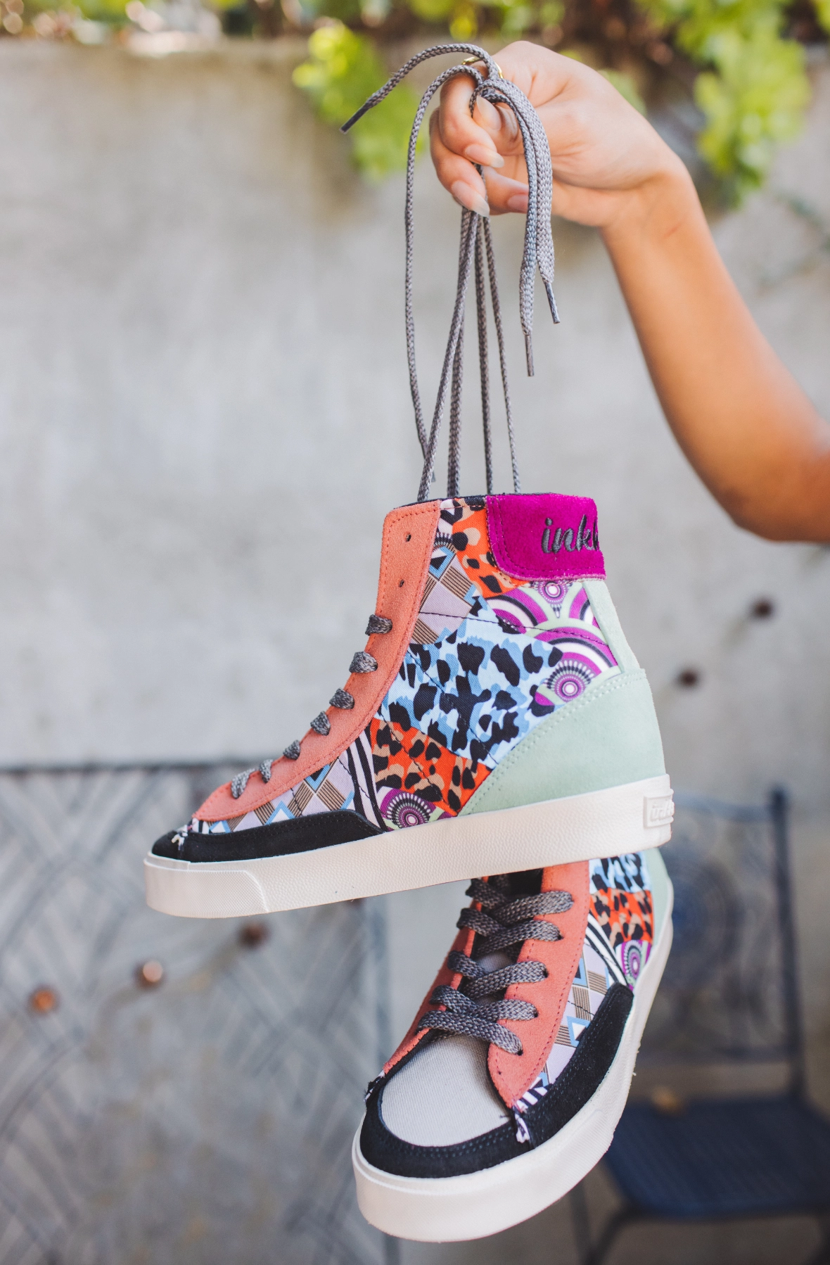 Seamless Fit Ankle Stabilization Zeal Ace High Top