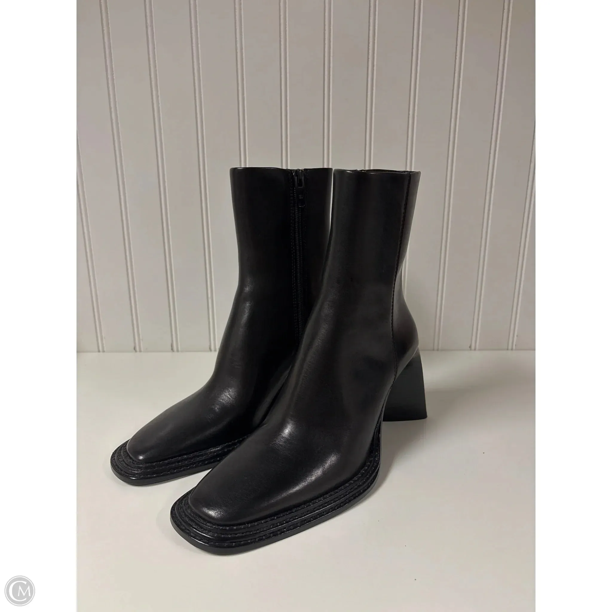 Thermal Insulation Layer Minimalist Aesthetic Design Shoes Luxury Designer By Alexander Wang In Black, Size: 5